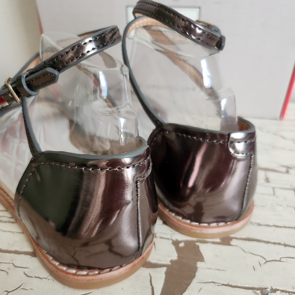 NEW Hunter 5 Sandals With Box - Picture 4 of 5